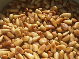 चिलगोजा के अचूक फायदे